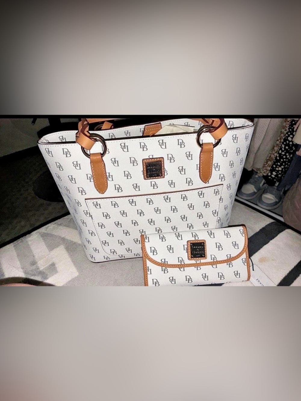 Dooney & Bourke Continental Clutch Tote & White NWT